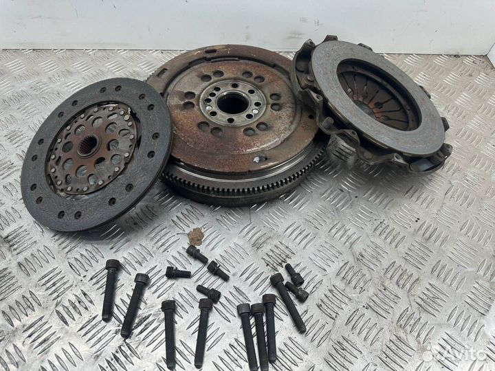 Маховик Mercedes-Benz Sprinter (W901-905) 1998 601