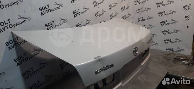 Крышка багажника Toyota Corona Premio ST-210