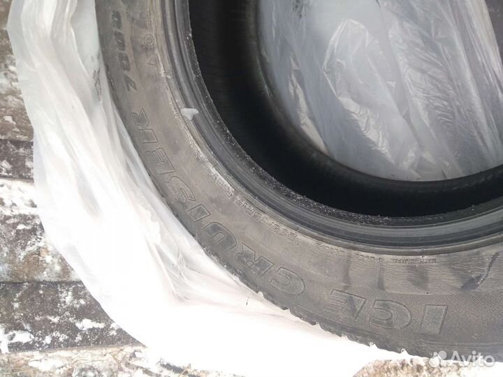 Bridgestone Ice Cruiser 7000 235/65 R17