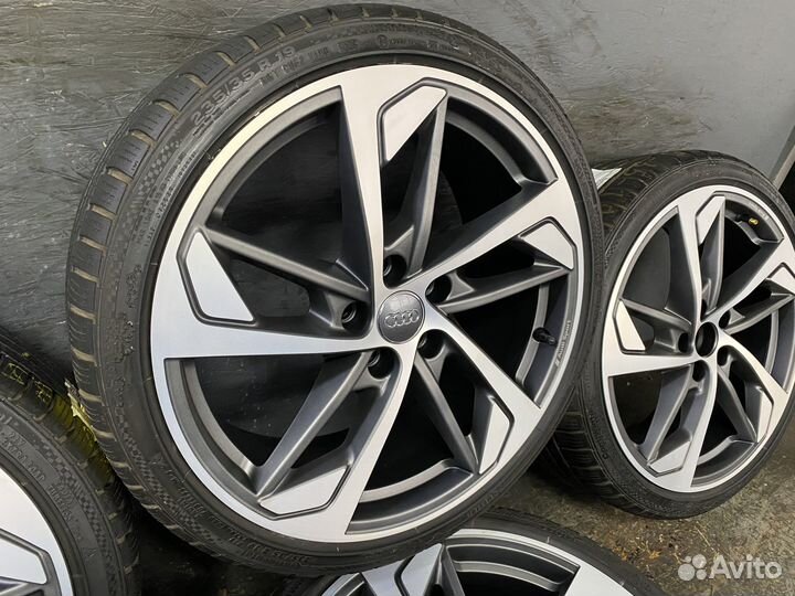 Оригинальные колёса на Audi A3 S3 R19