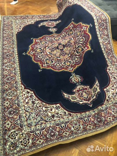 Ковер бу шерстяной