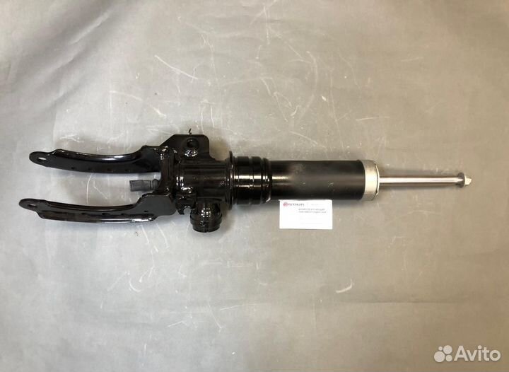 Амортизатор левый на ауди q7 передний новый