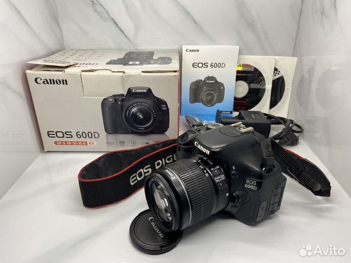 Зеркальный фотоаппарат Canon 600D + 18-55mm