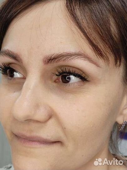 Перманентный макияж бровей