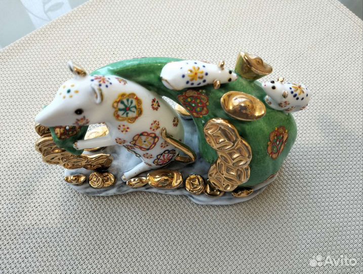 Фарфоровые статуэтки животных