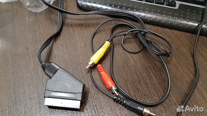 Кабель Scart-3RCA