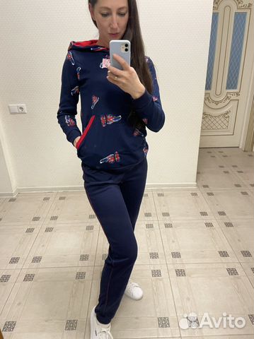 Костюм спортивный