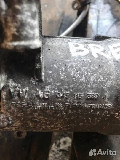 Корпус масляного фильтра Audi A4 045115389J B7 BRE