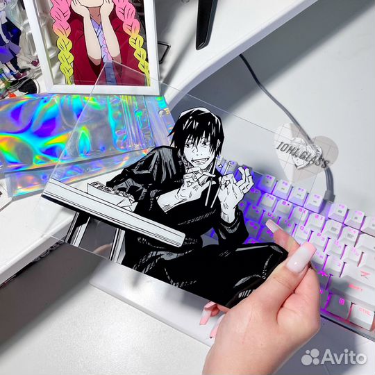 Аниме на стекле, Тодзи Фушигуро