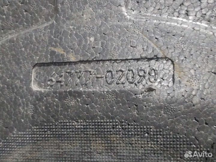 6477702090 Пол багажника Toyota Auris (E15)