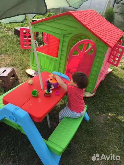 Домик детский пластиковый