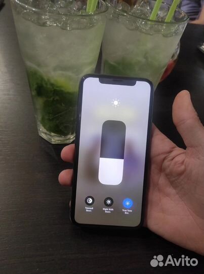 iPhone 11 pro 64gb