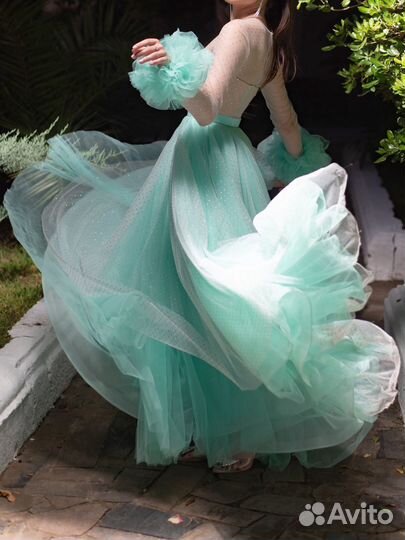 Вечернее платье