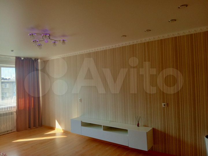 2-к. квартира, 50 м², 5/5 эт.