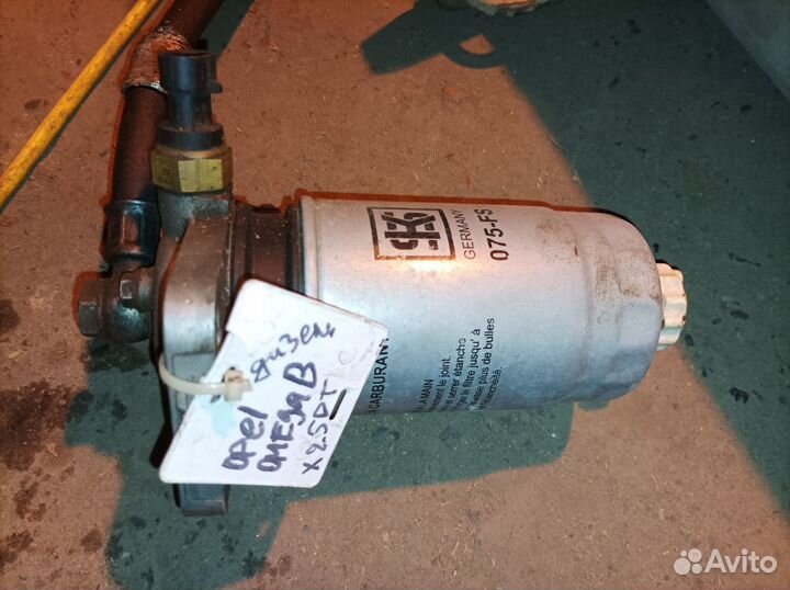 Кронштейн топливного фильтра Opel Omega B X25DT