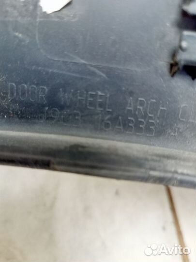 Накладка двери задней левой