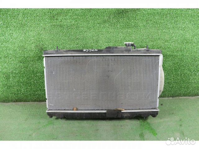 Радиатор охлаждения двигателя Subaru Legacy