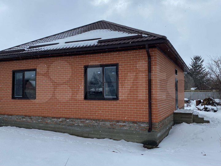 Дом 94,5 м² на участке 6,4 сот.