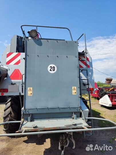 Комбайн Ростсельмаш Vector 410, 2010