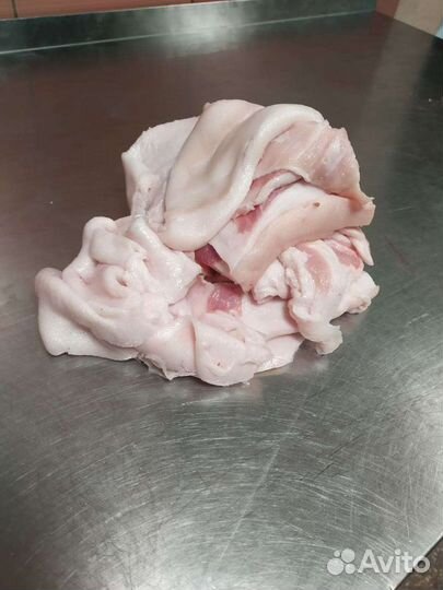 Свиное сало без шкуры