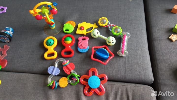 Прорезыватели, грызунки, игрушки для малыша