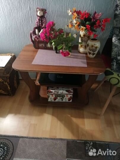 Журнальный стол