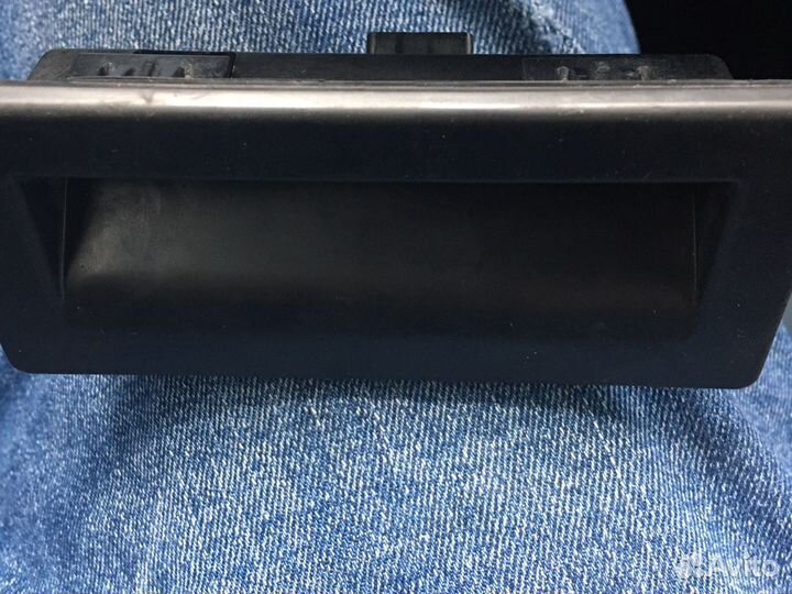 Кнопка крышки багажника vw skoda