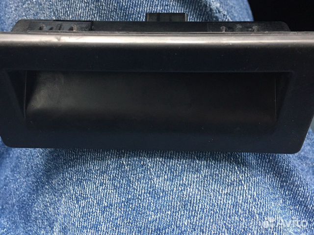 Кнопка крышки багажника vw skoda