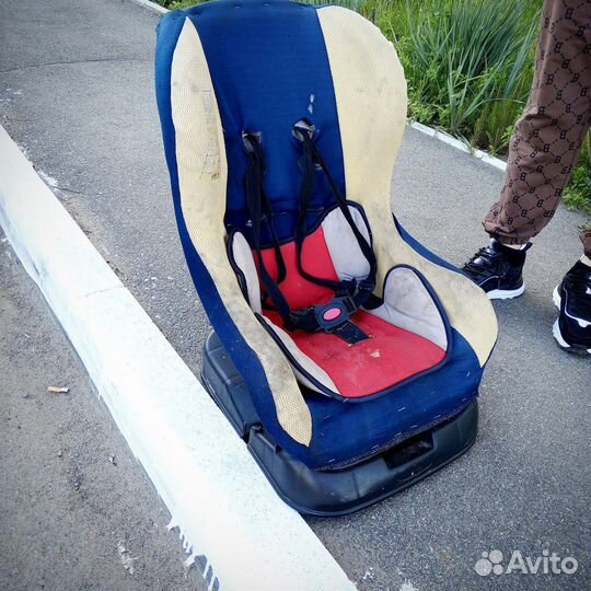 Детское автокресло