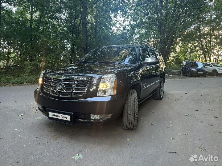 Cadillac Escalade 6.2 AT, 2011, 184 000 км