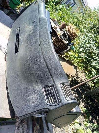 Торпеда панель ауди 100с4 2,3