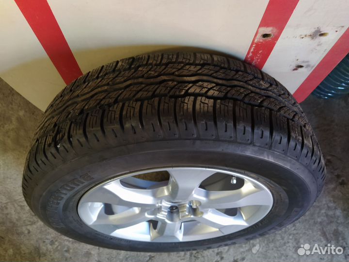 Колесо 225/65 r17 летние, на Toyota Rav-4