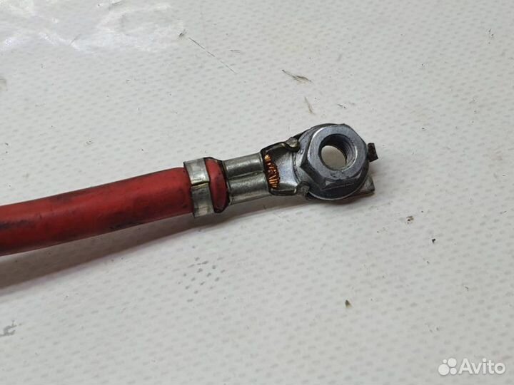 Клемма аккумулятора Volkswagen Tiguan 2.0 2011