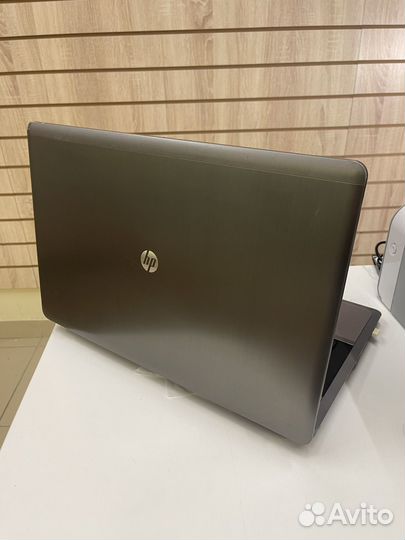 Игровой 17 дюмов HP i5 видео 2gb озу4gb SSD256gb