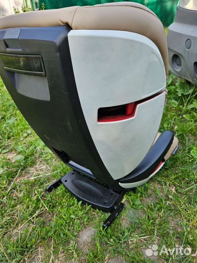 Детское авто кресло Babyton