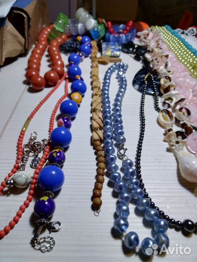 Бусы, колье, браслеты, подвески, кольца
