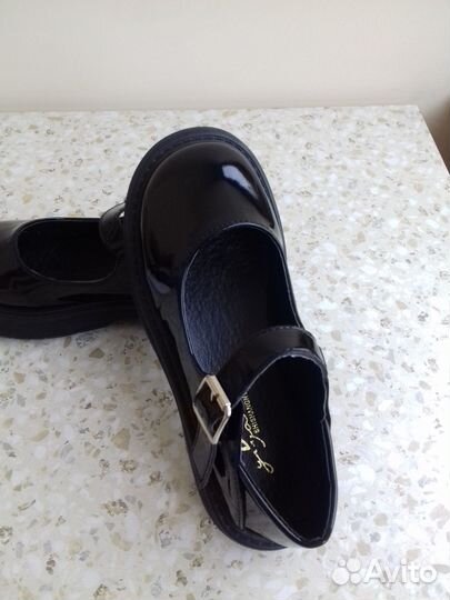 Туфли для девочки р 22,5