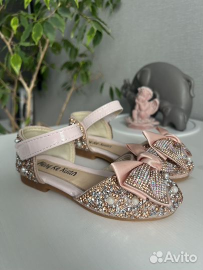Туфли для девочки