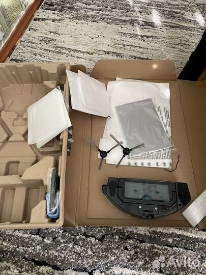 Робот пылесос redmond rv r500