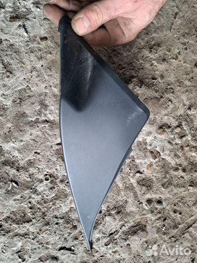 Накладка зеркала левая Audi A8 D3