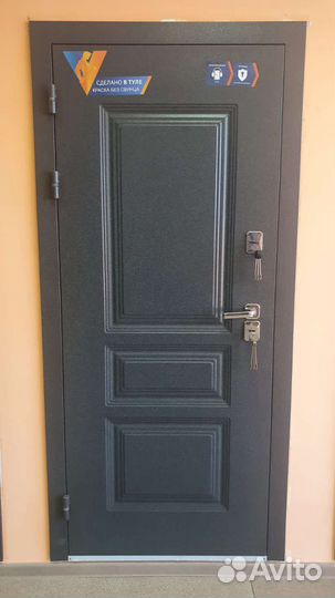 Дверь входная металлическая с терморазрывом