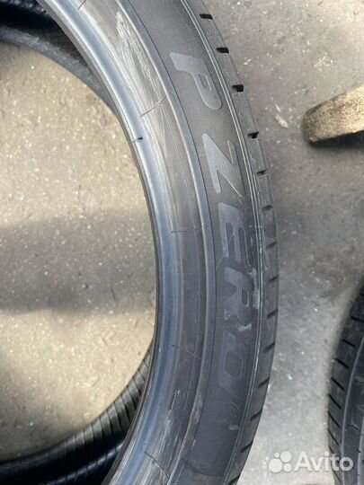 Pirelli P Zero PZ4 275/35 R22 и 315/30 R22