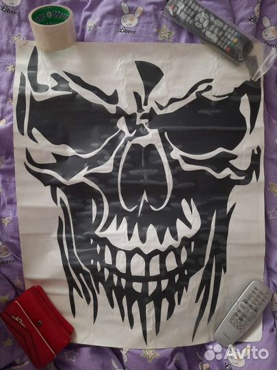 Наклейка на авто череп на стекло на машину