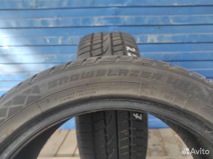 Windforce Snowblazer UHP 225/45 R17 94V