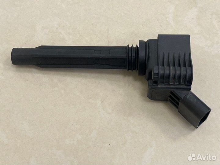 Катушка зажигания Volkswagen Passat B7 CPR 2015