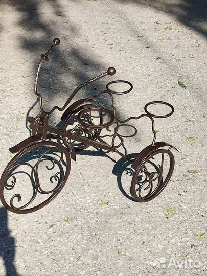Декоративный велосипед клумба
