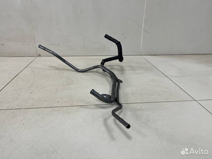 Трубка топливная Mitsubishi Pajero/Montero Sport K