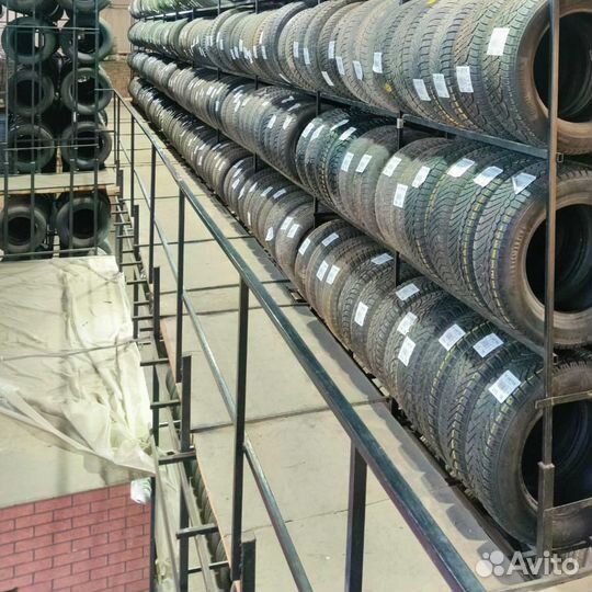 Vredestein SporTrac 205/60 R16 92H