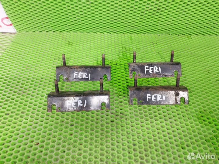 Крепления подножек Ford Explorer 4 U251