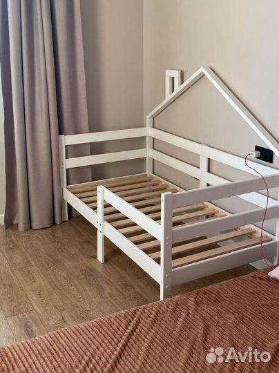 Кроватка берёза с бортиком Терем Инк для малыша